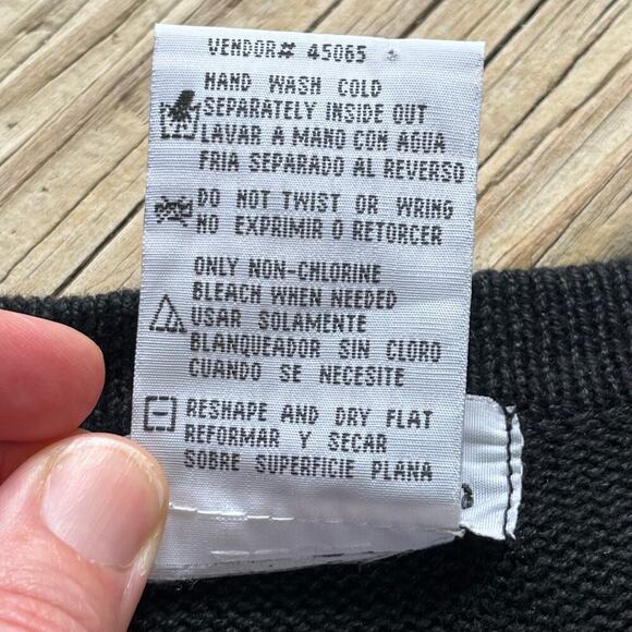 B.P. Design Women's Vintage Holiday Sweater Poinsettia Embroidered Size XL - Picture 10 of 10